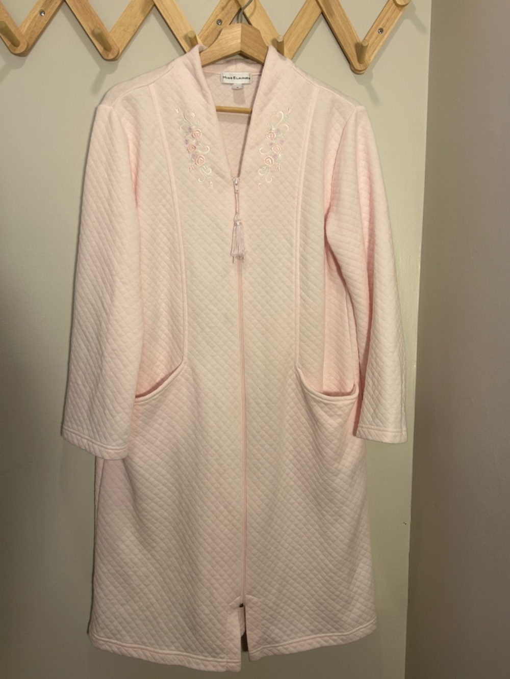 Cottagecore Miss Elaine Pale Pink Quilted Zip-Front Robe with Embroidered Yoke